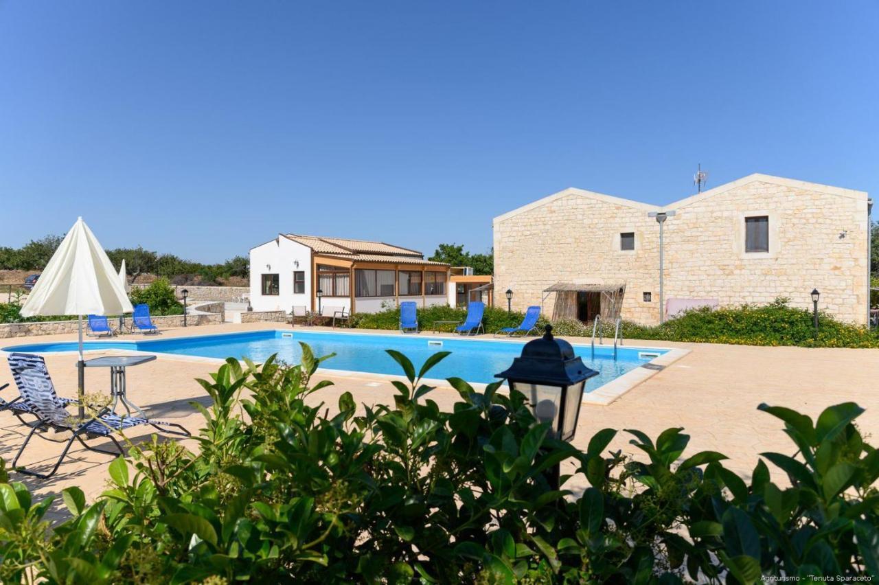 Agriturismo Tenuta Sparaceto モーディカ エクステリア 写真