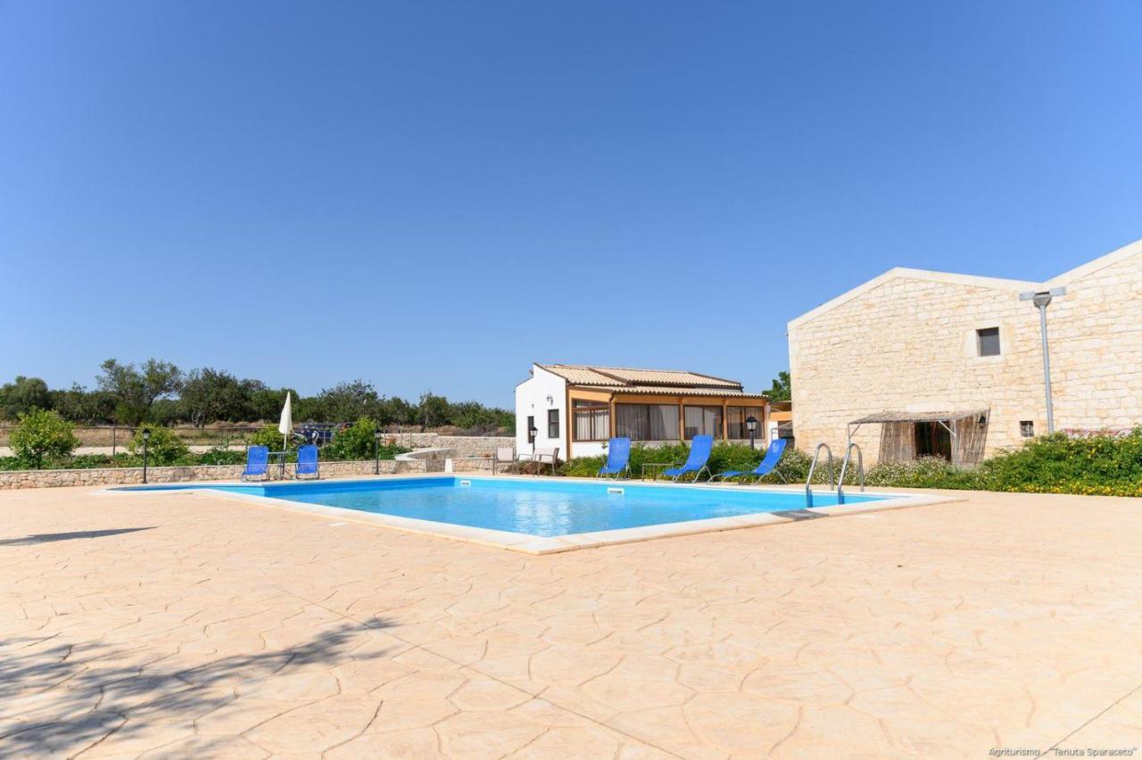 Agriturismo Tenuta Sparaceto モーディカ エクステリア 写真