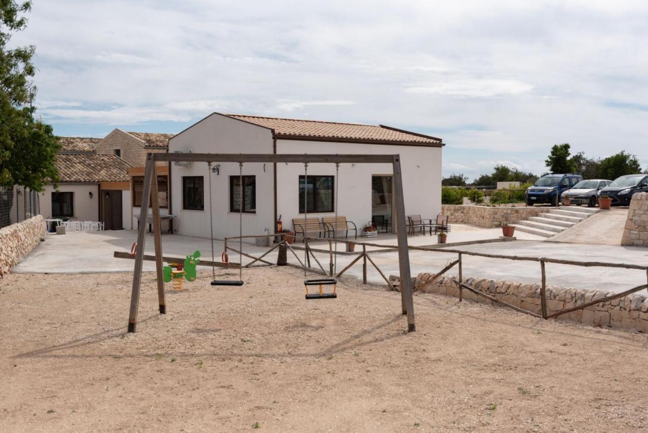 Agriturismo Tenuta Sparaceto モーディカ エクステリア 写真